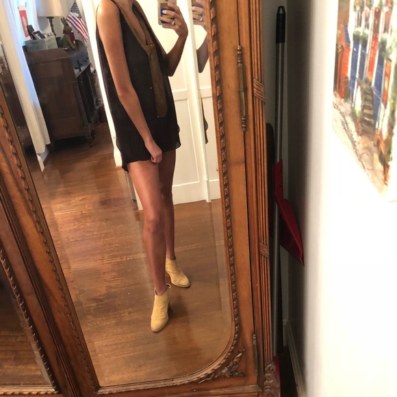 Aqua luxe blouse- beaded sleeveless high low - Picture 4 of 6